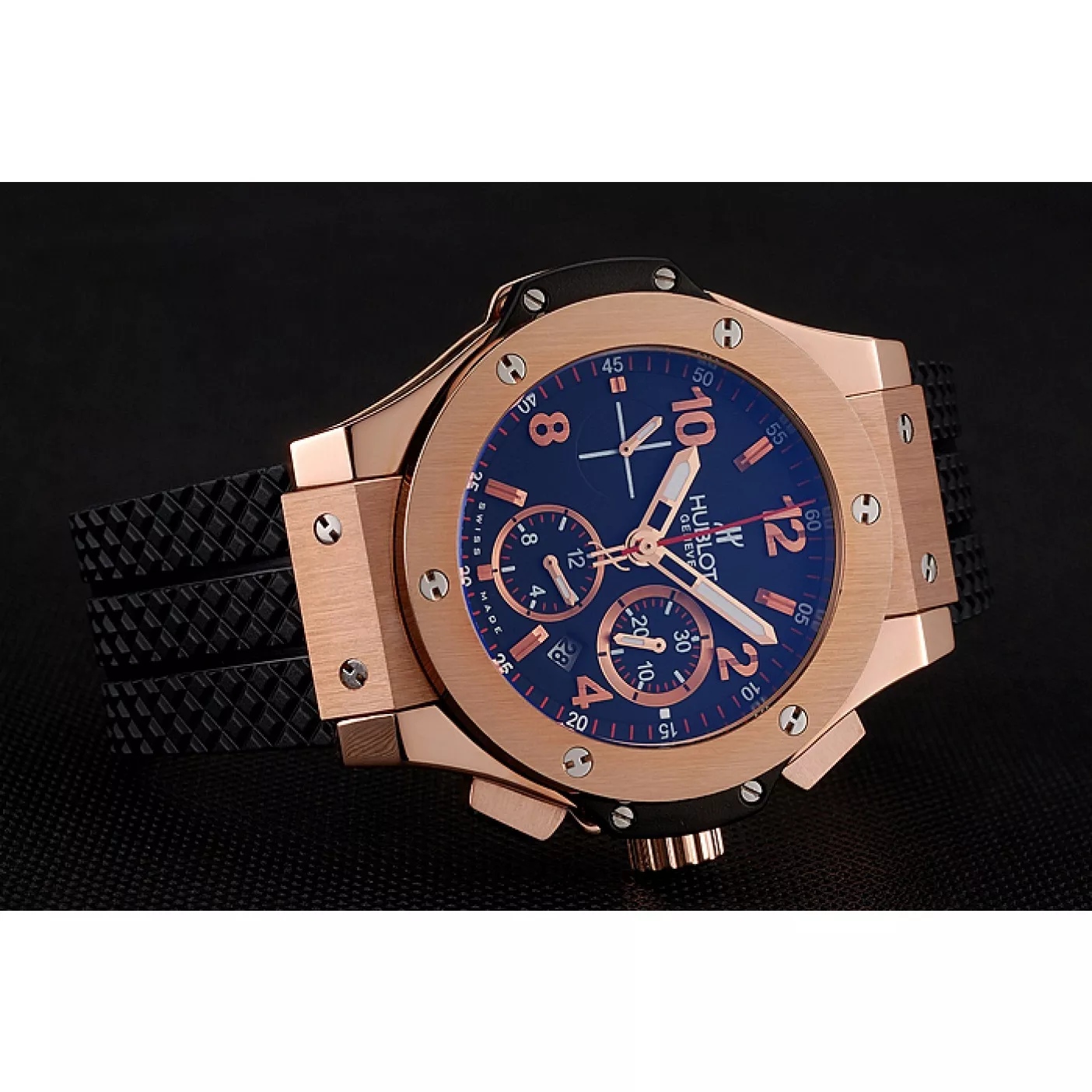 Aaa fake watches Swiss Hublot Big Bang Black Dial Rose Gold Case Black Rubber Bracelet 1453898 0129