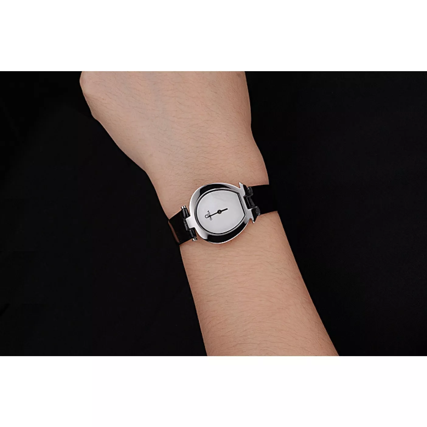 Aaa fake watches Omega Ladies Watch White Dial Stainless Steel Case Black Leather Strap 622818 0120