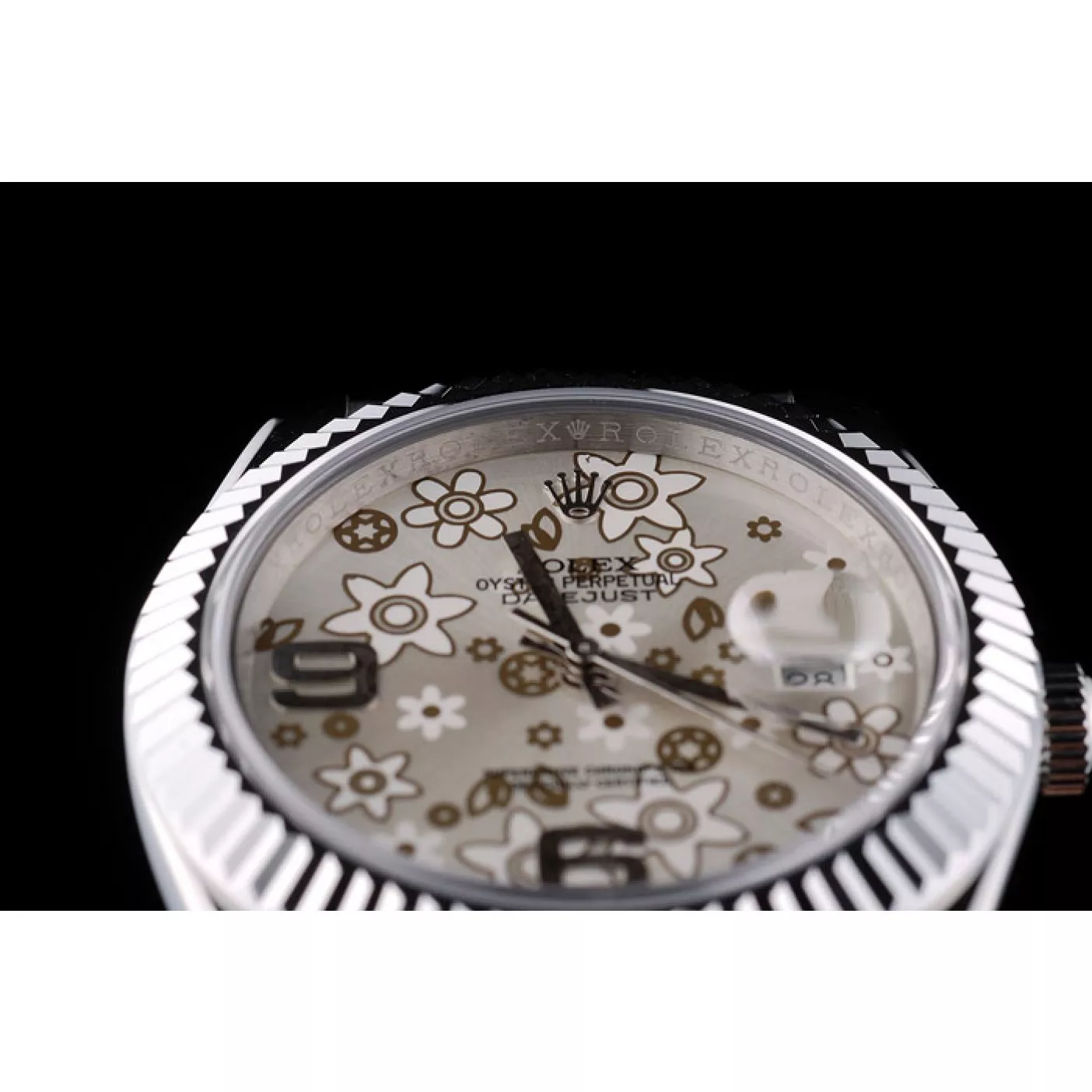 Aaa replica watch Rolex DateJust Stainless Steel Ribbed Bezel Flower Silver Dial 41983 0128