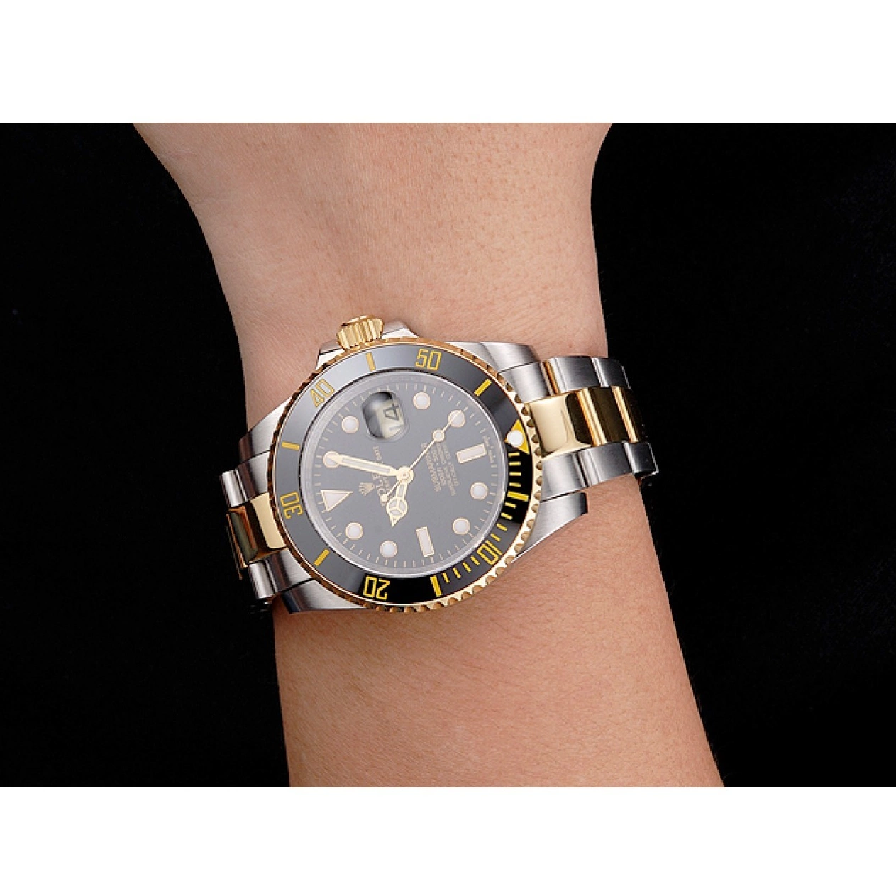 Aaa fake watches And Bracelet Swiss Submariner Gold Dial Steel Tone Rolex Bezel Black Two 0222